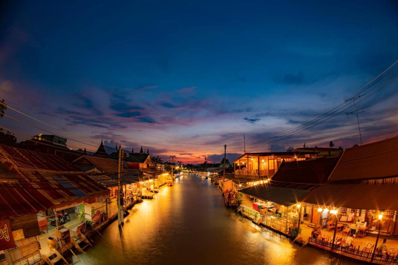Appartamento Ban Mae Arom Amphawa Esterno foto