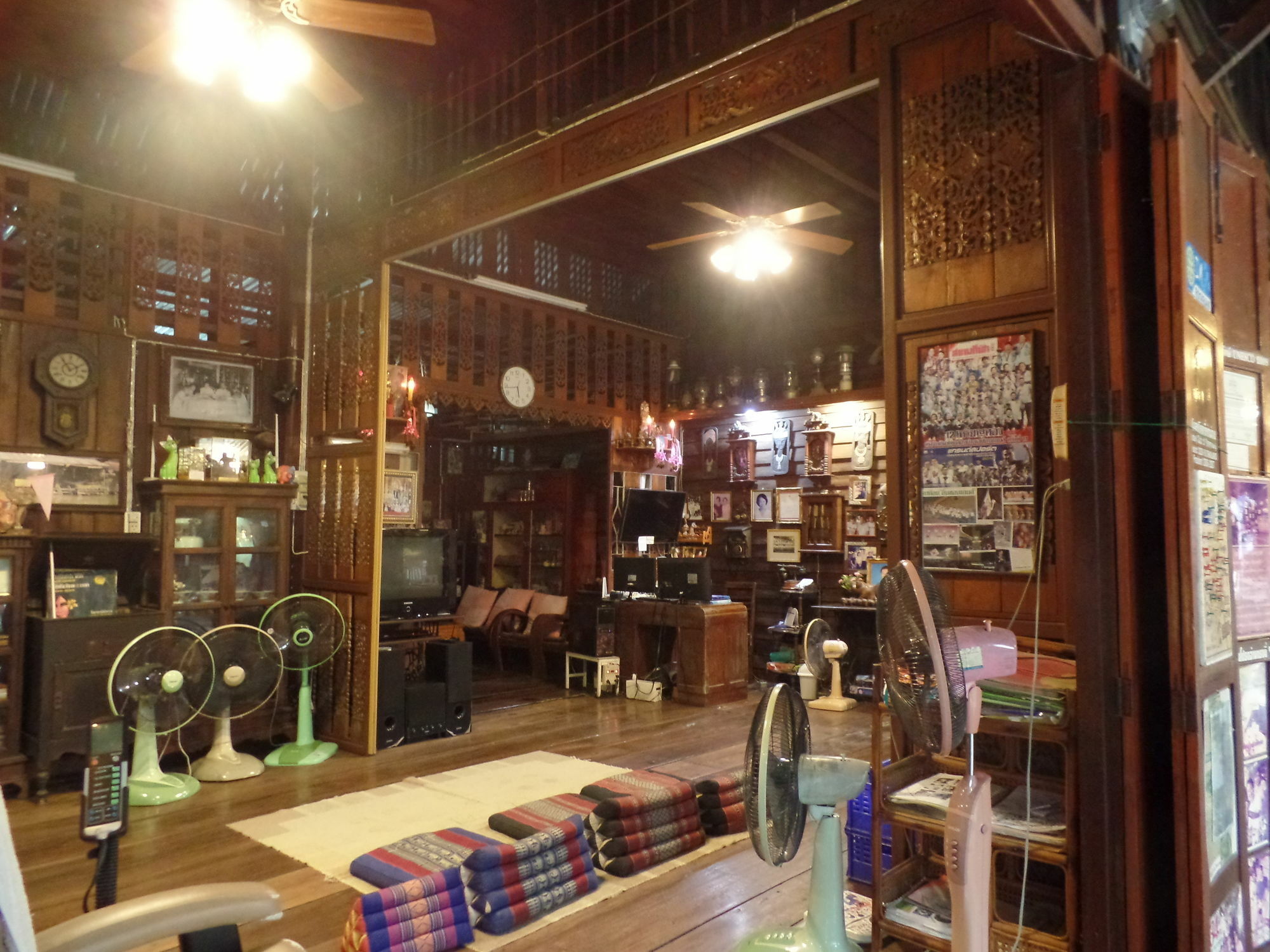 Appartamento Ban Mae Arom Amphawa Esterno foto